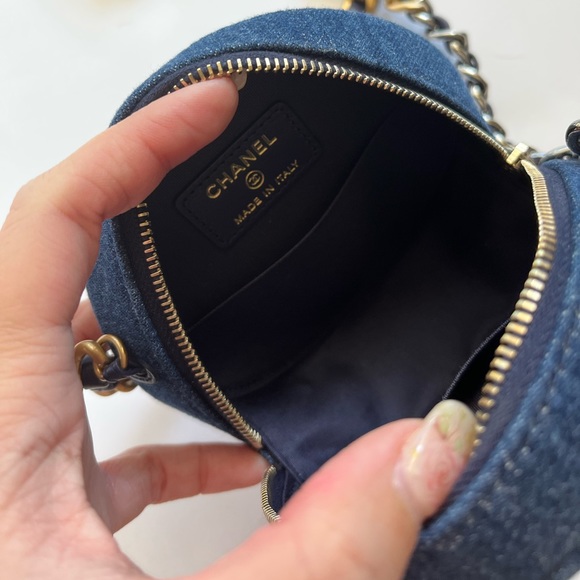 AUTHENTIC Chanel Round Denim mini bag - Picture 2 of 11